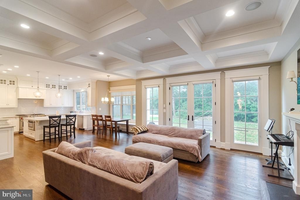 6801 Danforth Street - Photo 8