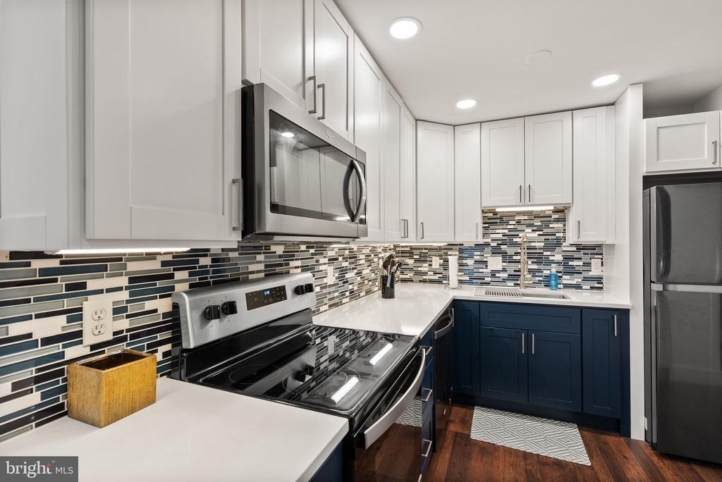 3245 Rio Drive - Photo 5
