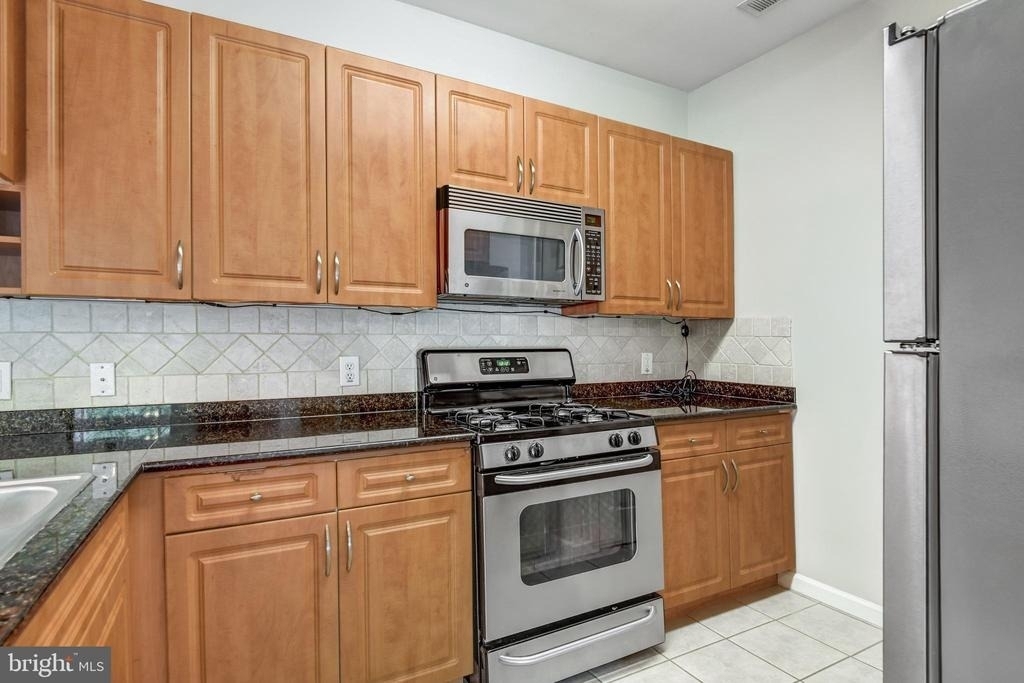 12120 Garden Ridge Lane - Photo 18