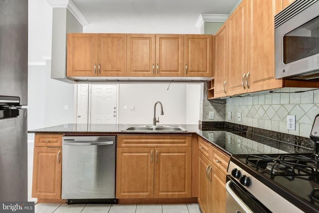 12120 Garden Ridge Lane - Photo 17