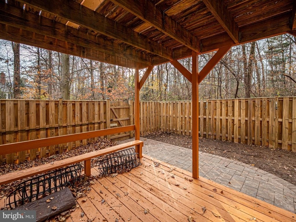 10332 Mockingbird Pond Court - Photo 38