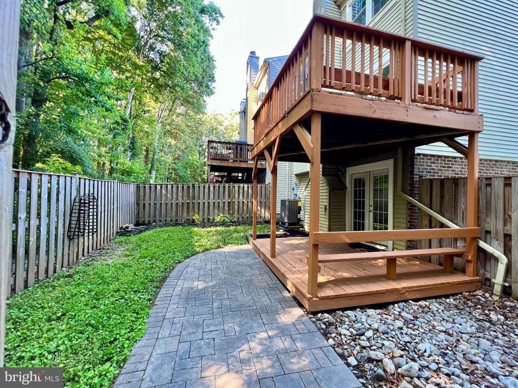 10332 Mockingbird Pond Court - Photo 37