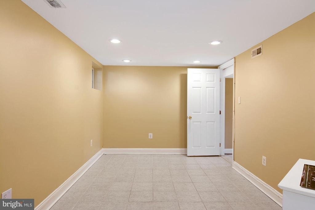 6807 Dean Drive - Photo 21