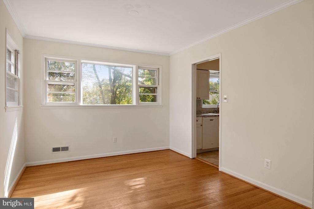 6807 Dean Drive - Photo 6