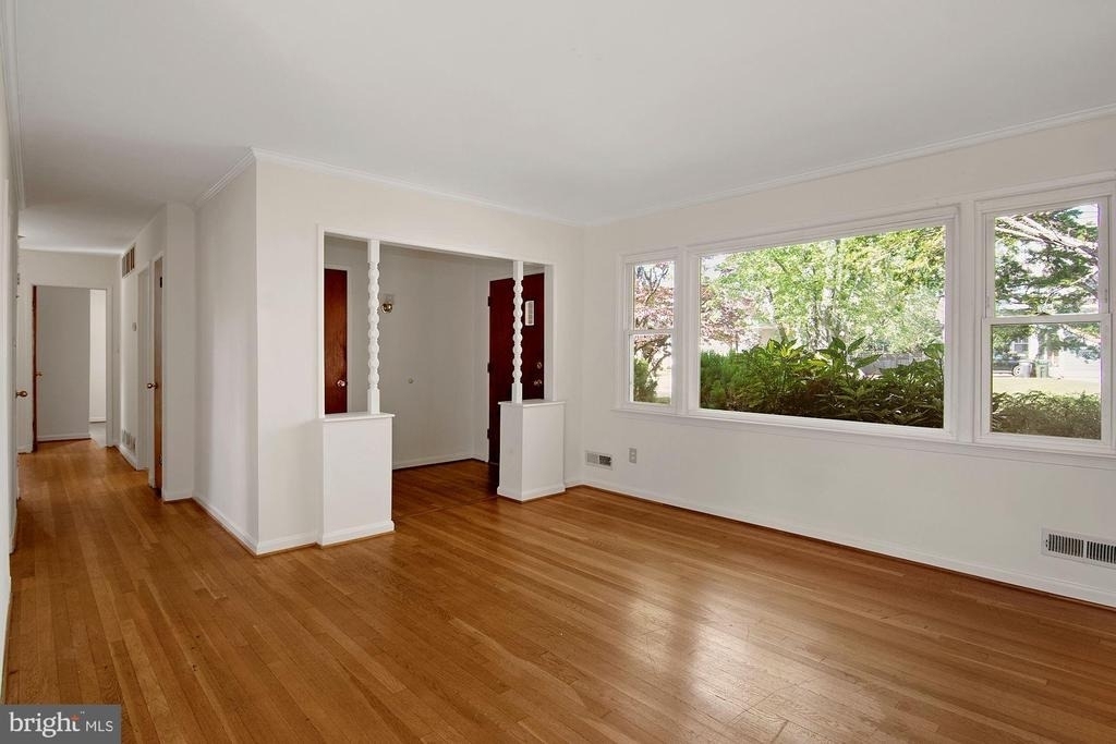 6807 Dean Drive - Photo 3