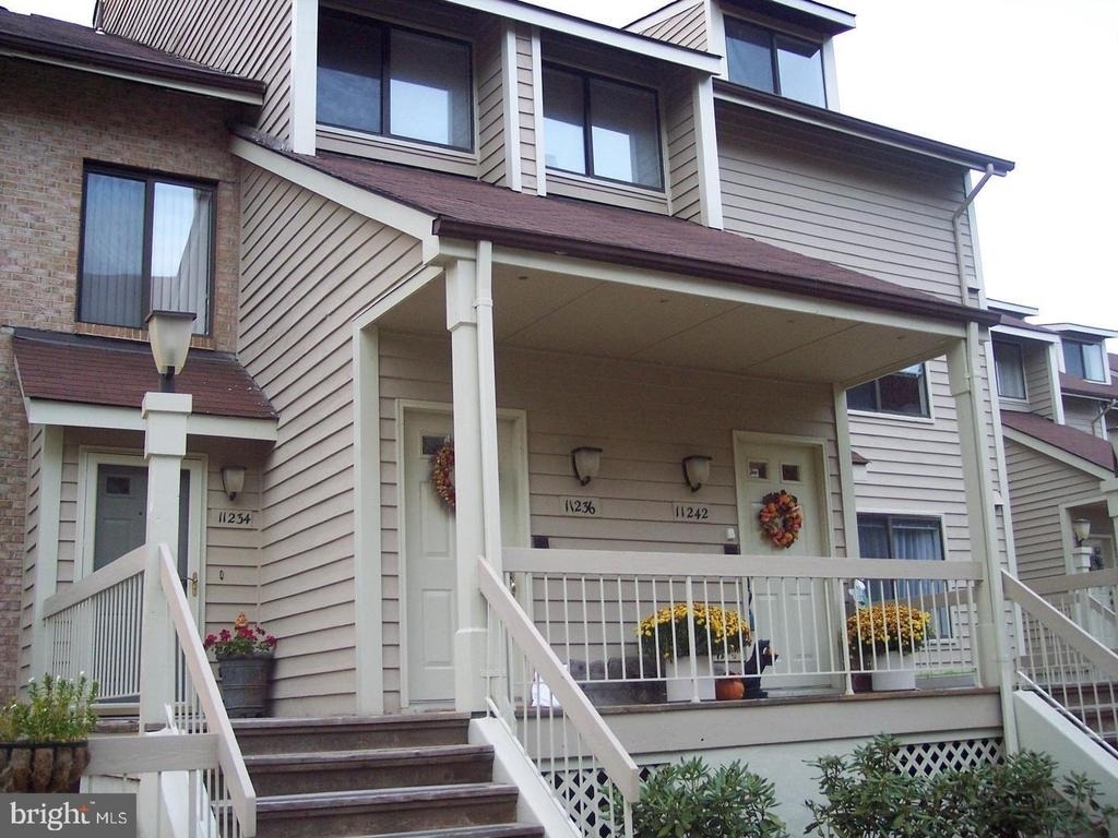 11242 Harbor Court - Photo 2