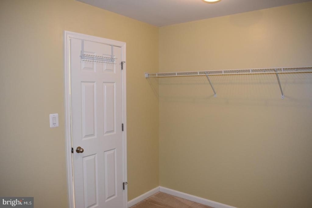 233 Morlyn Drive - Photo 15