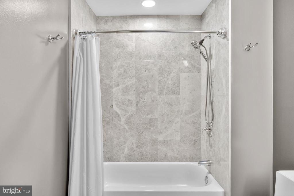 5108 Donovan Drive - Photo 37