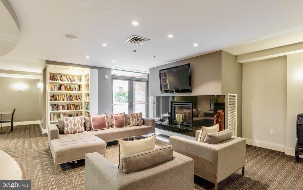 525 N Fayette Street - Photo 16