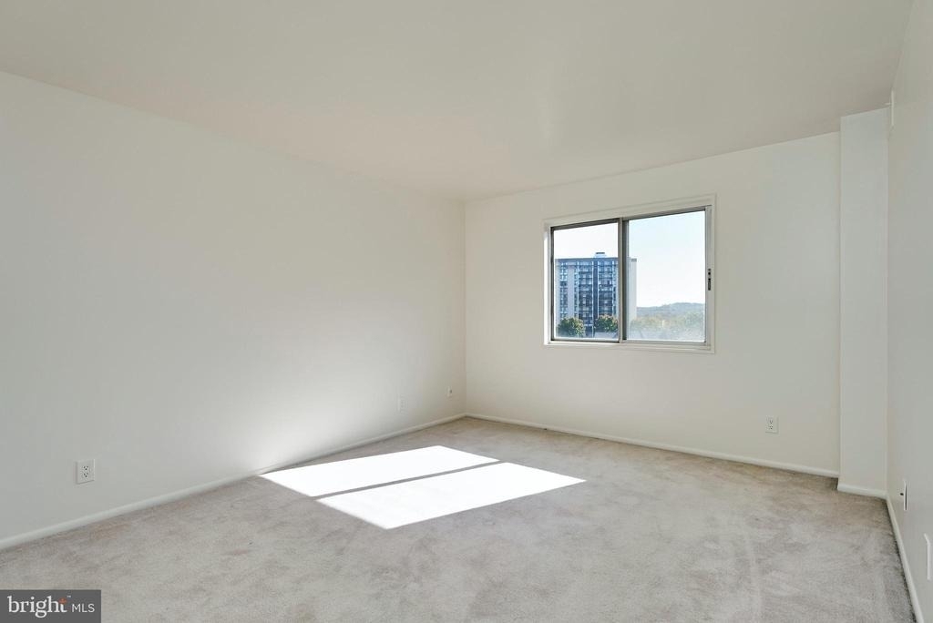 5340 Holmes Run Parkway - Photo 14