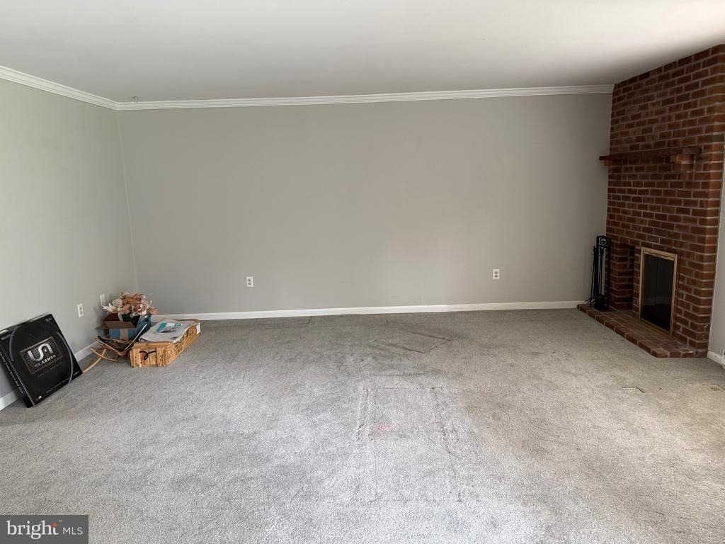 204 Village Road - Photo 5