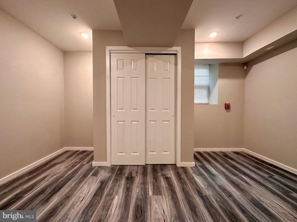 1225 W Dauphin Street - Photo 34