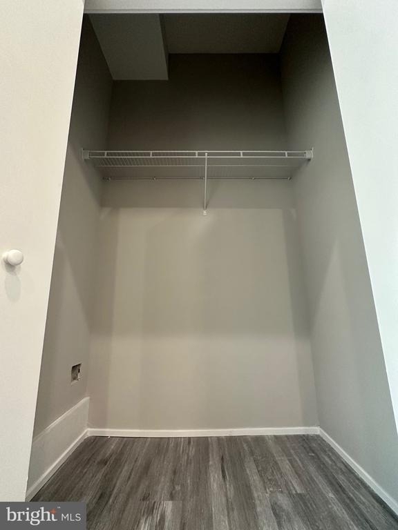 1225 W Dauphin Street - Photo 5