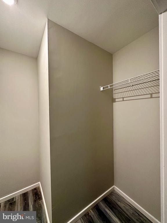 1225 W Dauphin Street - Photo 35
