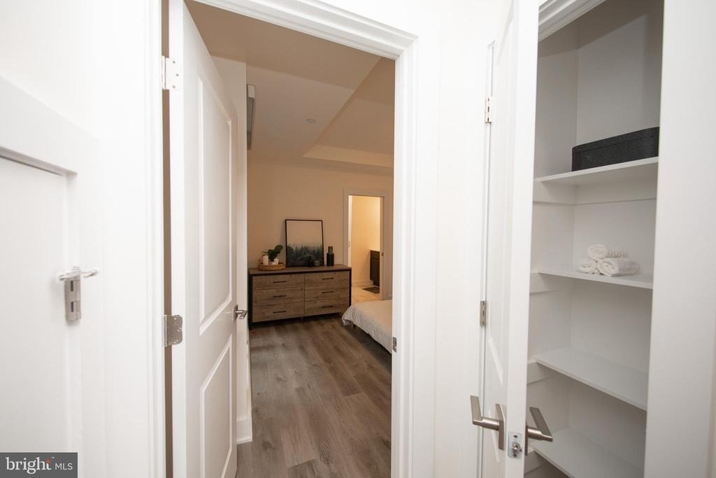 962 N 8th Street - Photo 5