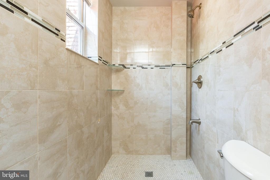 3803 Haverford Avenue - Photo 9