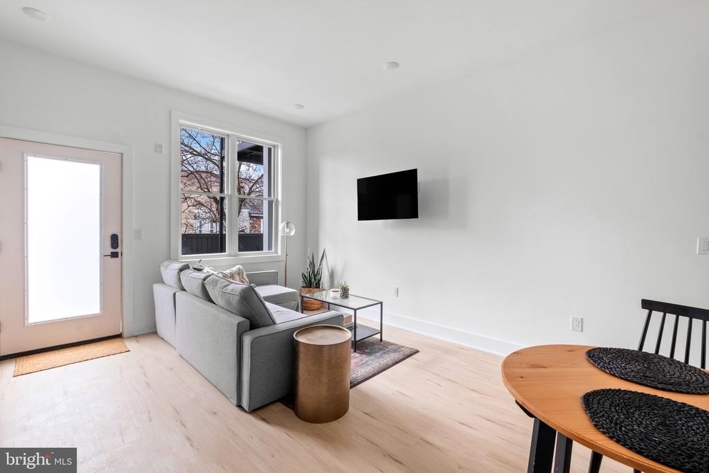 1221 N 4th Street - Photo 8
