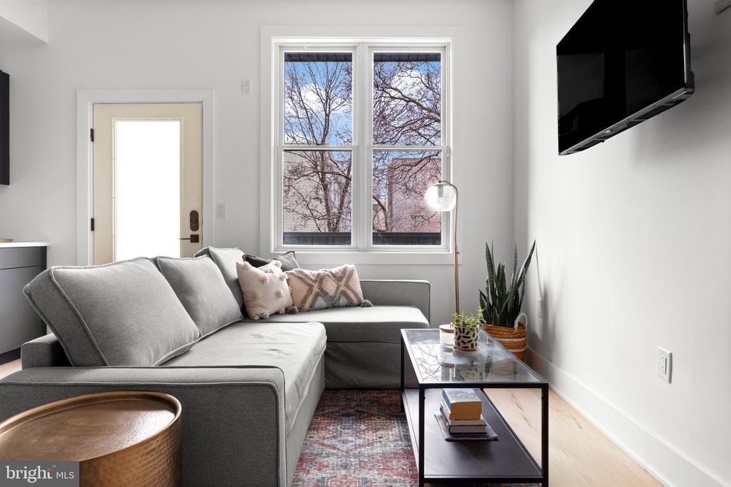 1221 N 4th Street - Photo 4