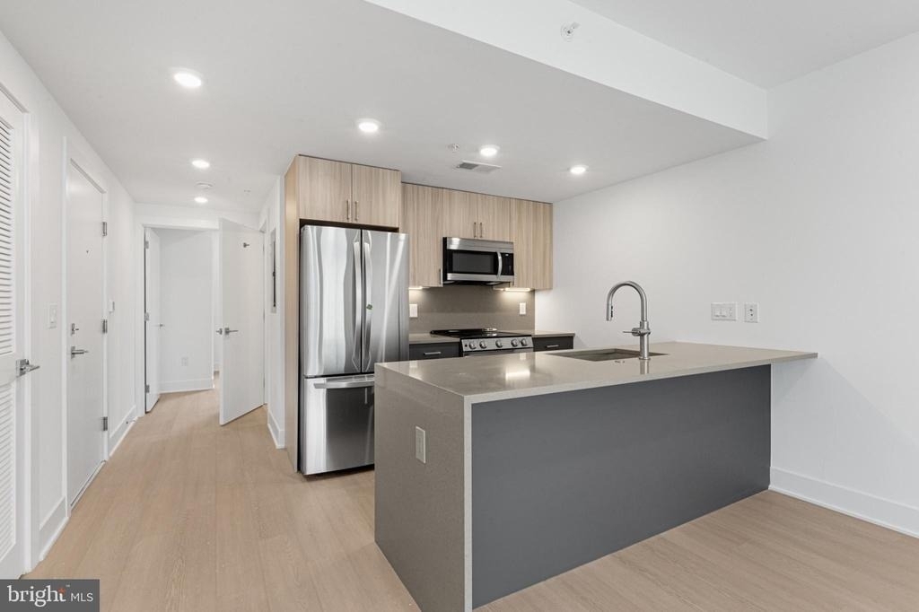 2000 Dreer Street - Photo 1