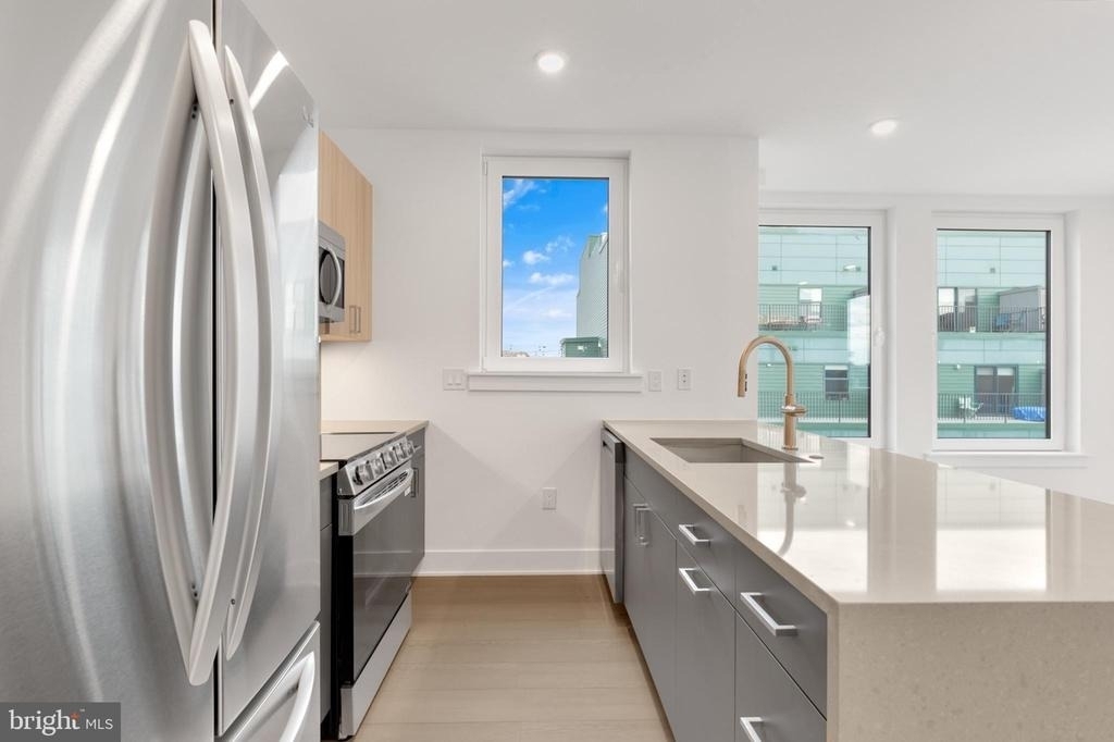 2000 Dreer Street - Photo 3