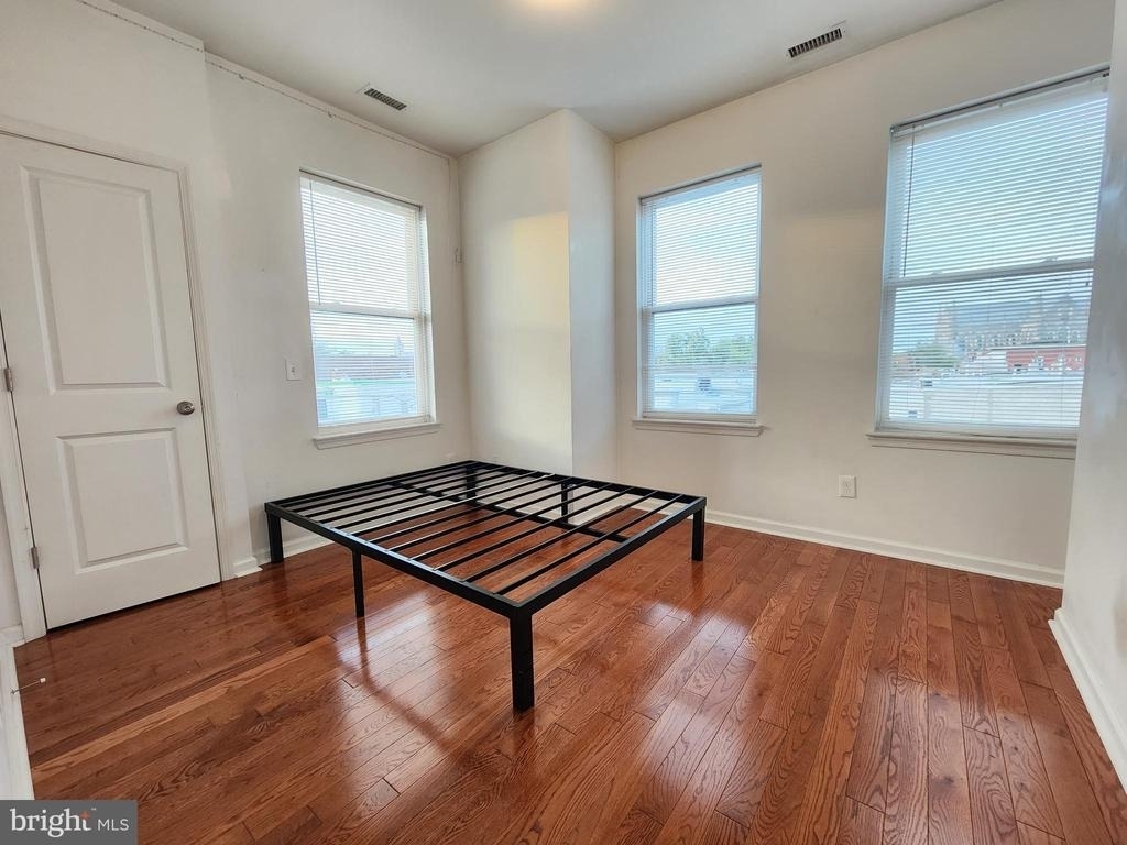 1822 W Norris Street - Photo 1