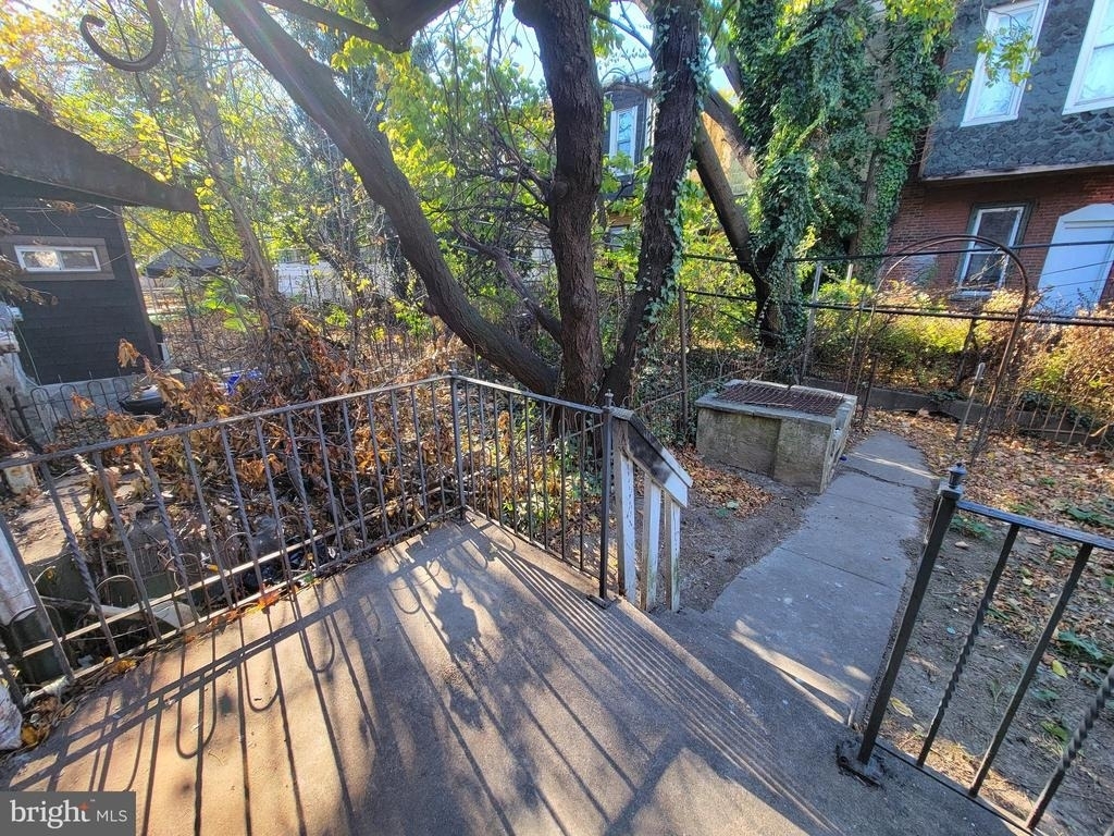 4554 N Smedley Street - Photo 31