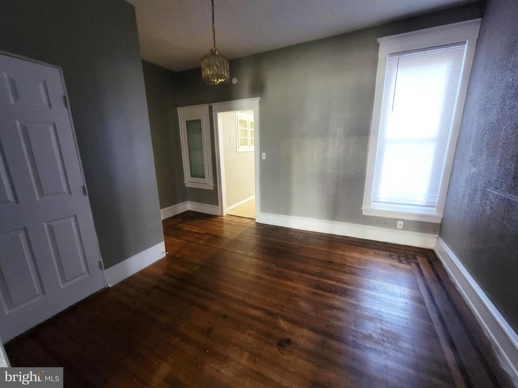 4554 N Smedley Street - Photo 11