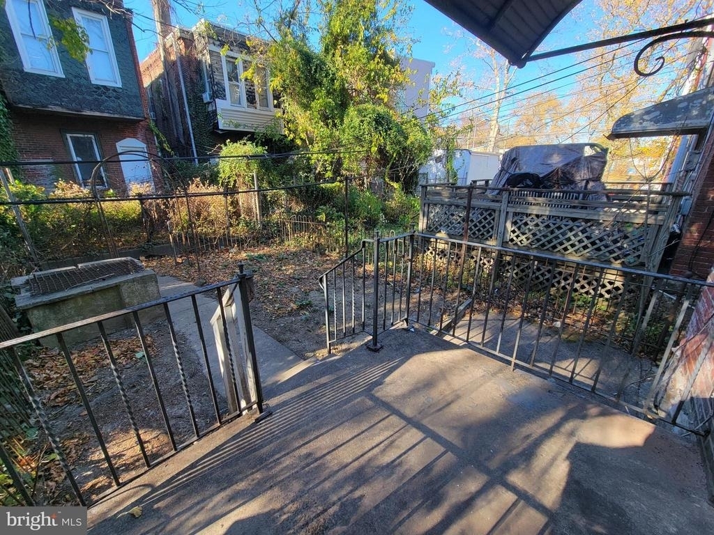4554 N Smedley Street - Photo 30