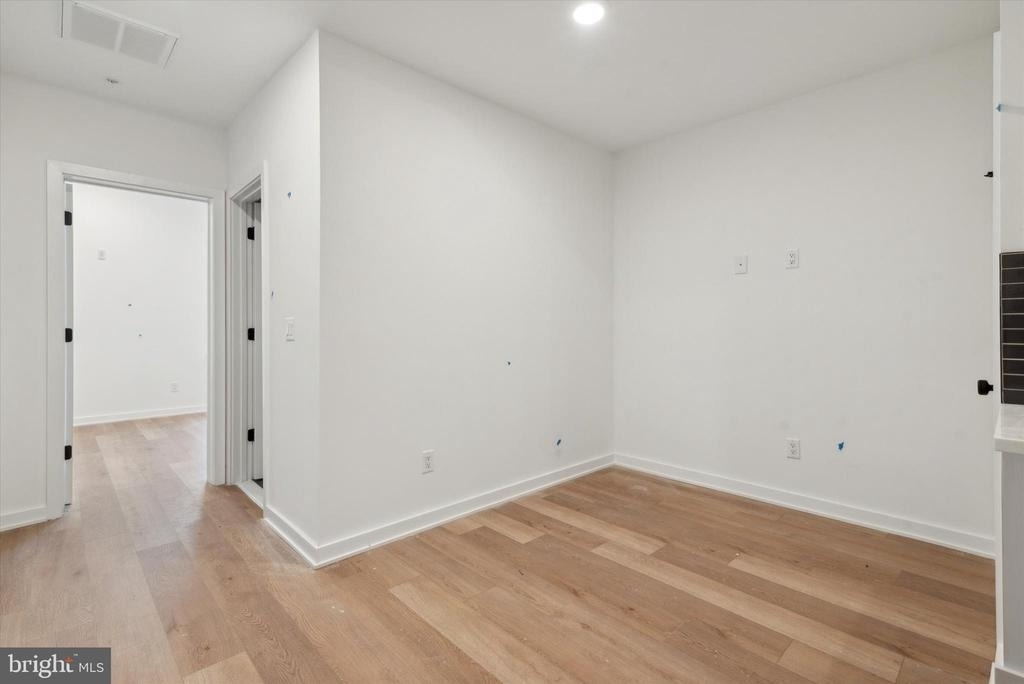 1704 Frankford Avenue - Photo 4