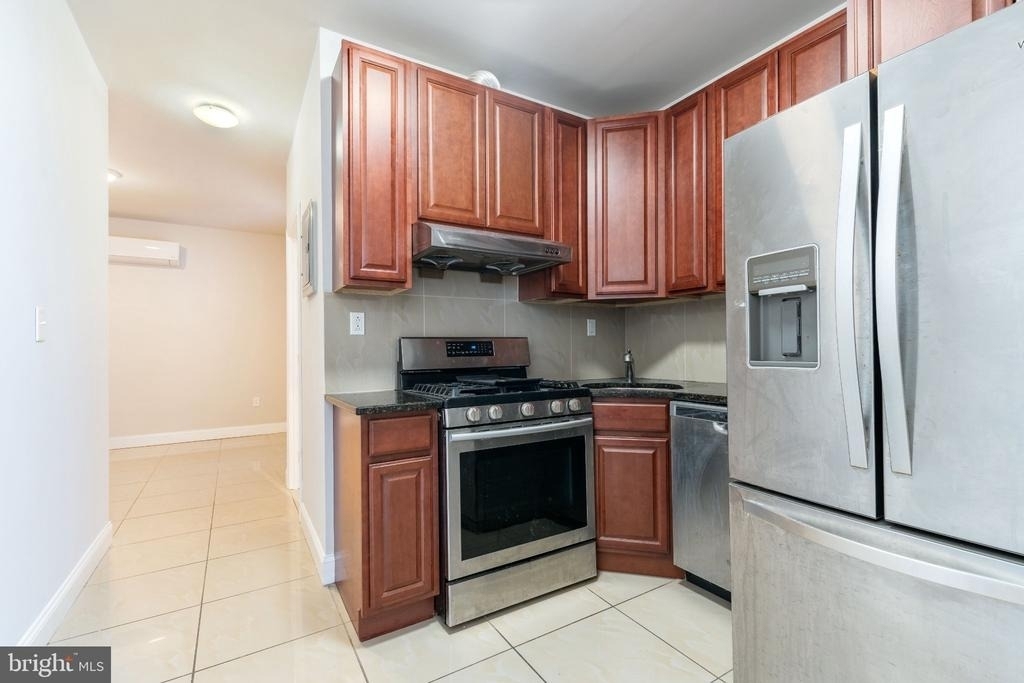 3803 Haverford Avenue - Photo 10