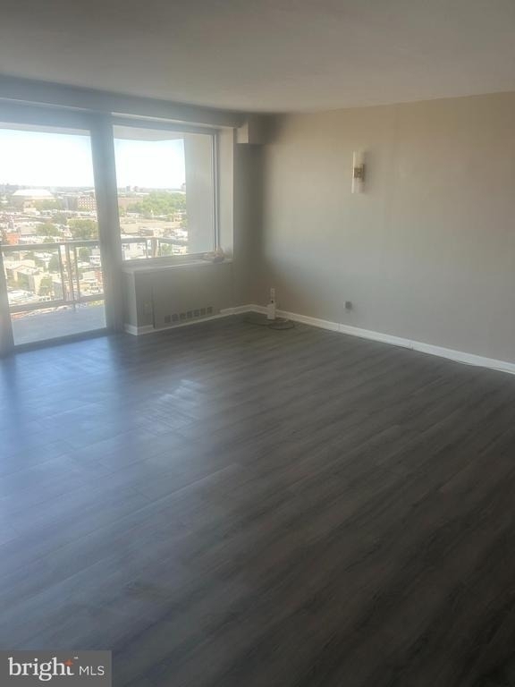 2401 Pennsylvania Avenue - Photo 7