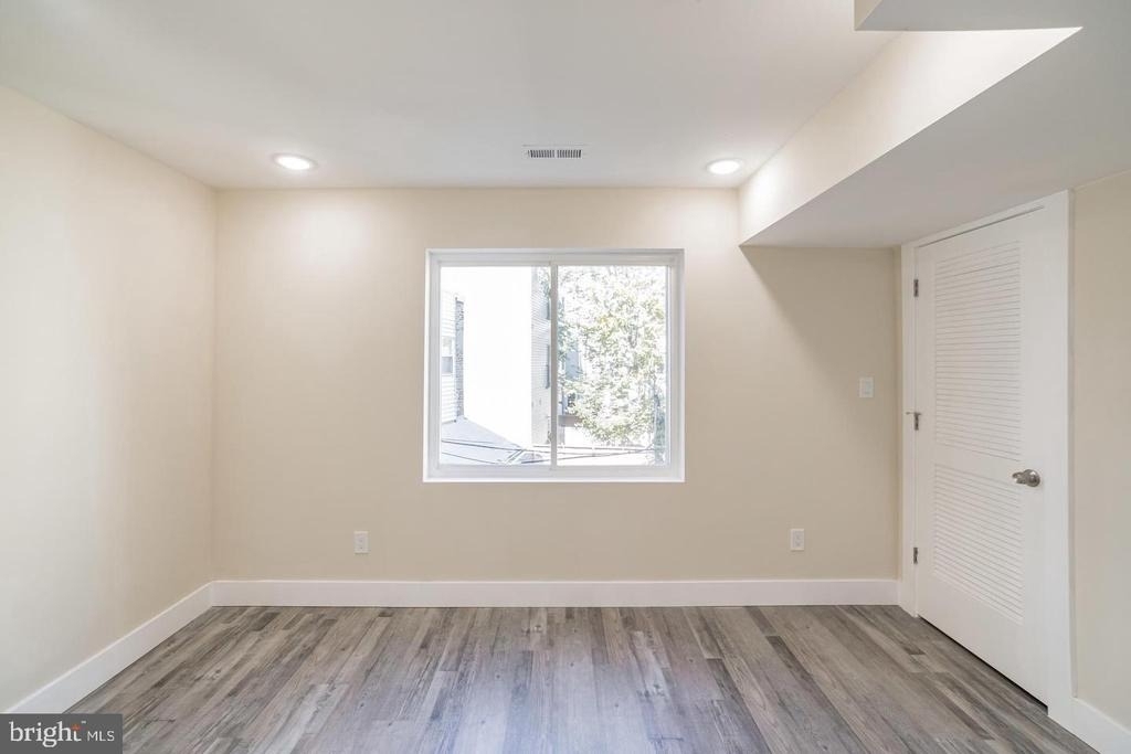 5047 Baltimore Avenue - Photo 4