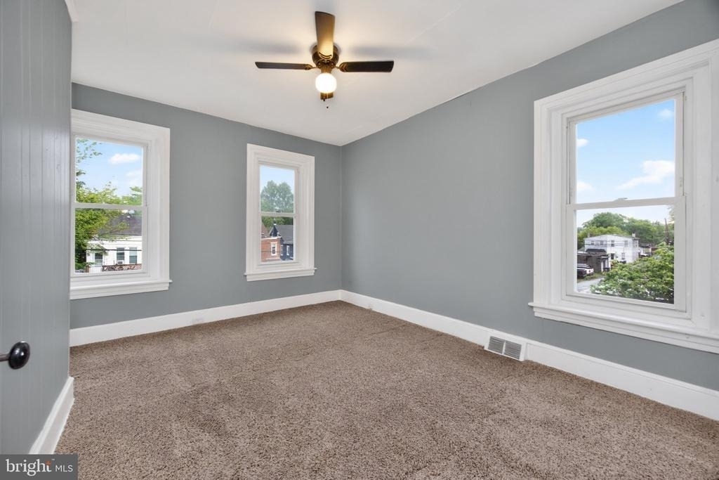 24 E 5th Street - Photo 14