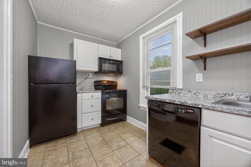 24 E 5th Street - Photo 10