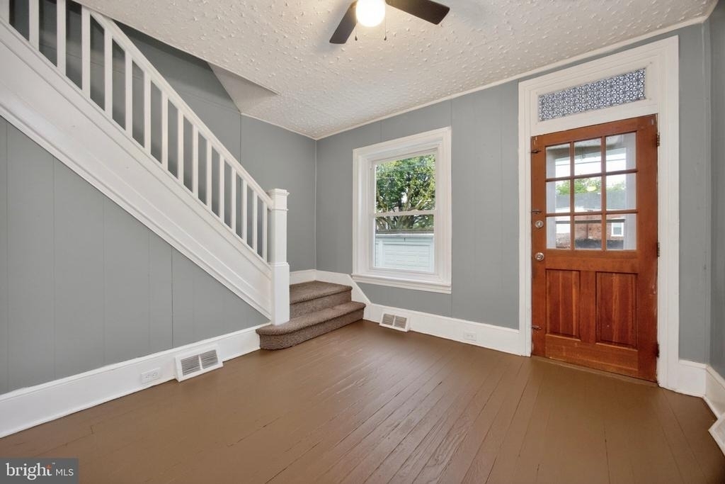 24 E 5th Street - Photo 3