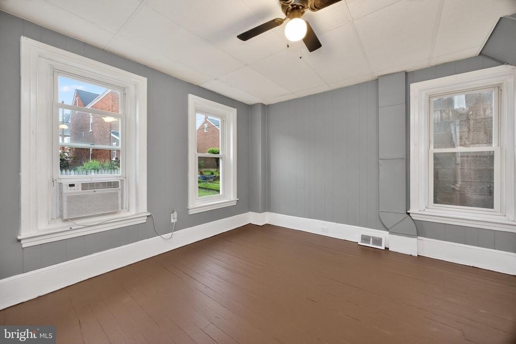 24 E 5th Street - Photo 8