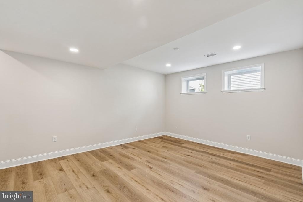21 Christman Street - Photo 20
