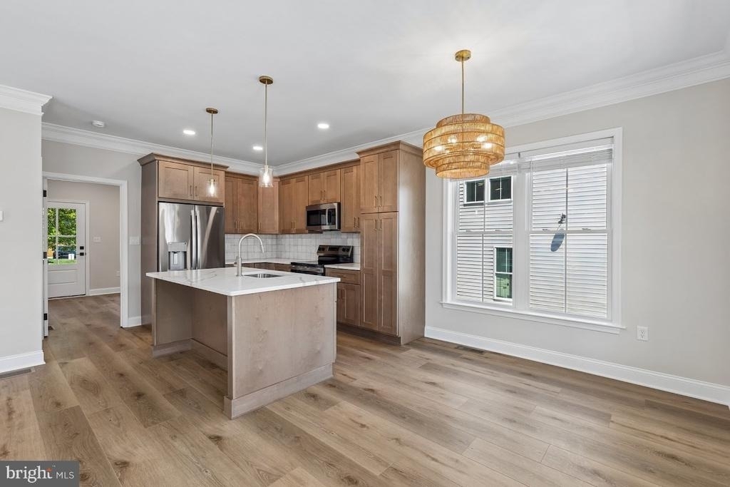 21 Christman Street - Photo 2