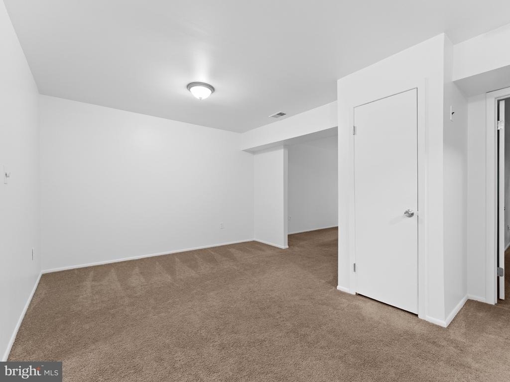 1809 Silver Court - Photo 3