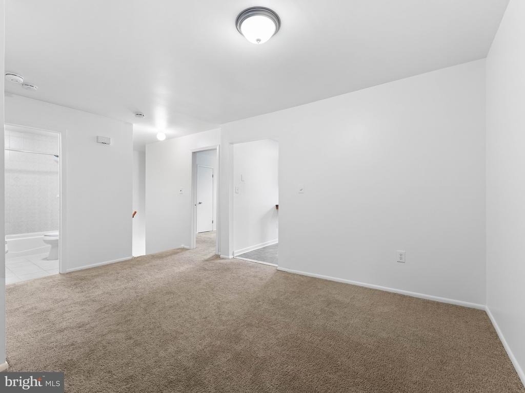 1809 Silver Court - Photo 5