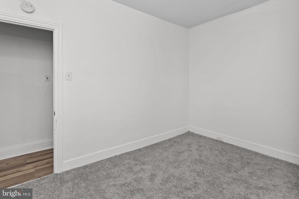 117 E Walnut Avenue - Photo 18