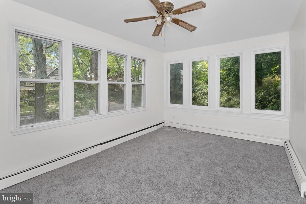 117 E Walnut Avenue - Photo 9