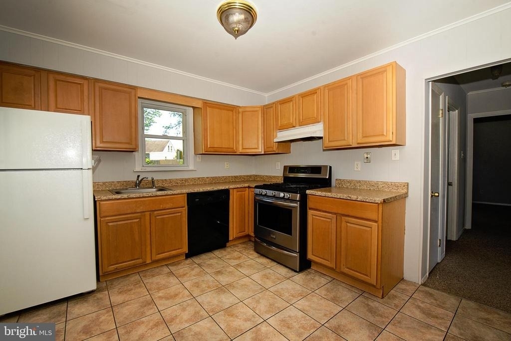 214 David Place - Photo 2