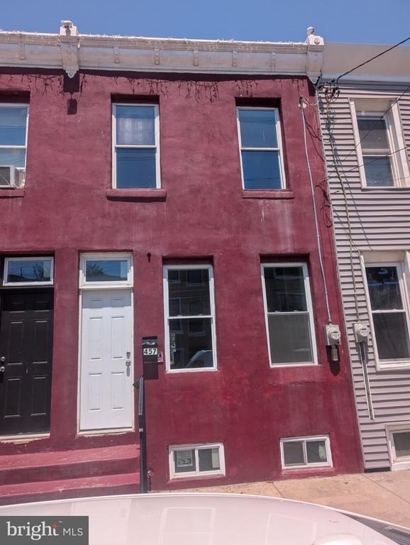 457 Mechanic Street - Photo 0