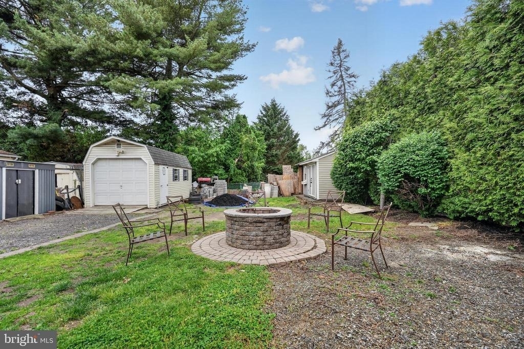 106 Ford Street - Photo 35