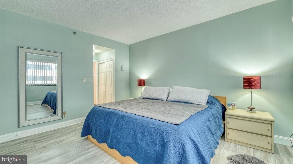 3101 Boardwalk - Photo 3