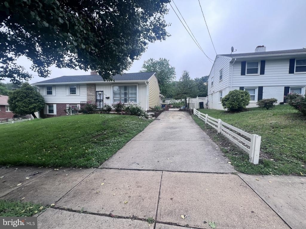 5825 Lamont Drive - Photo 32