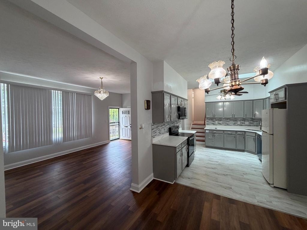 5825 Lamont Drive - Photo 26