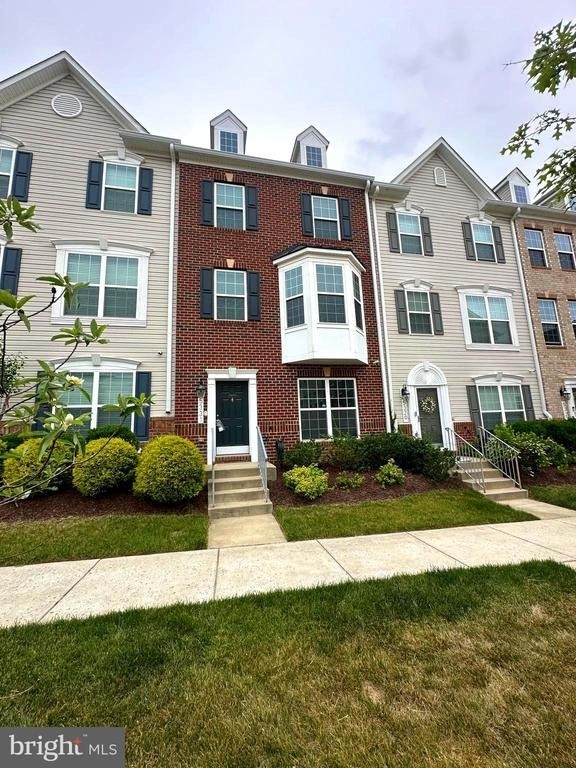 5331 Greenwich Circle - Photo 0