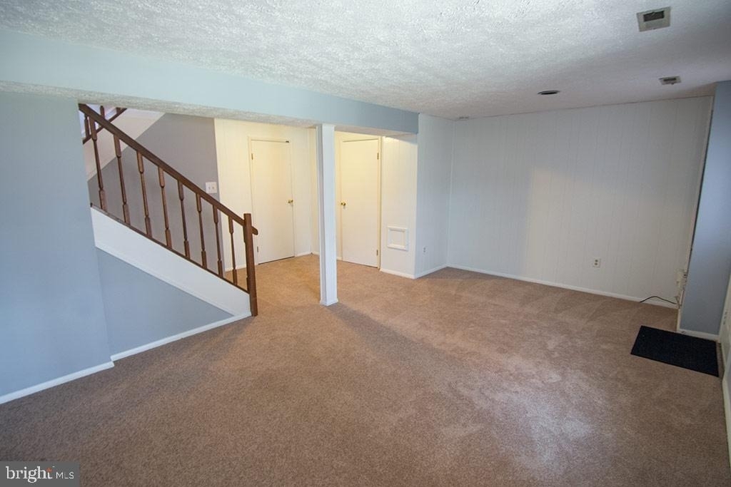 7821 White Cliff Terrace - Photo 15